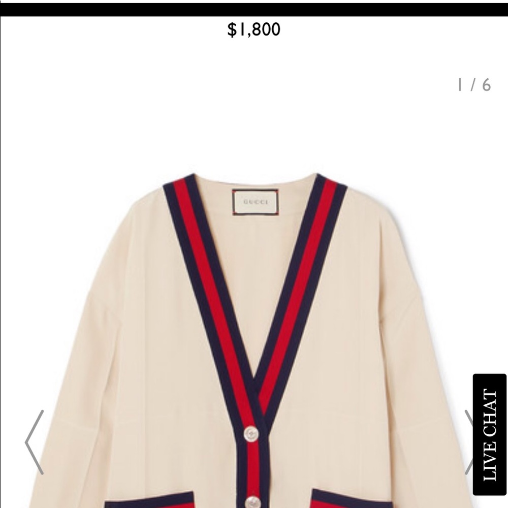 Women oversized Gucci sweater.